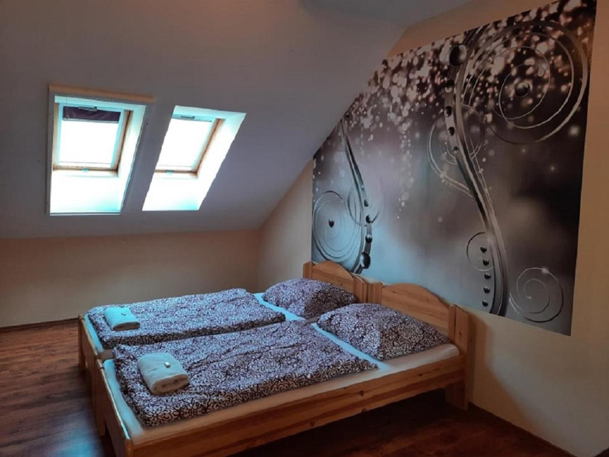 Ponty-Poronty Vendeghaz Hotel Nagybaracska Luaran gambar